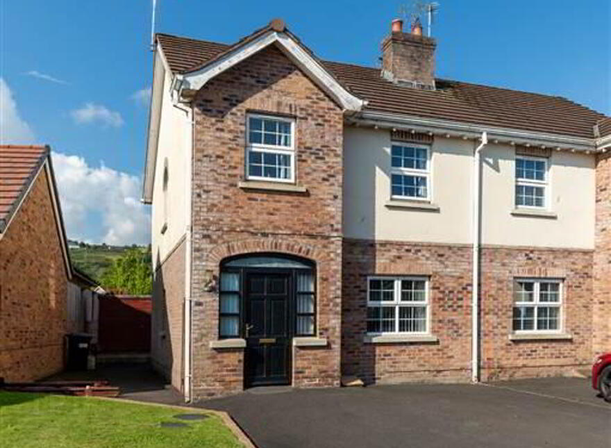 10 Mount Eagles Link, Stewartstown Road, Belfast, BT17 0FY