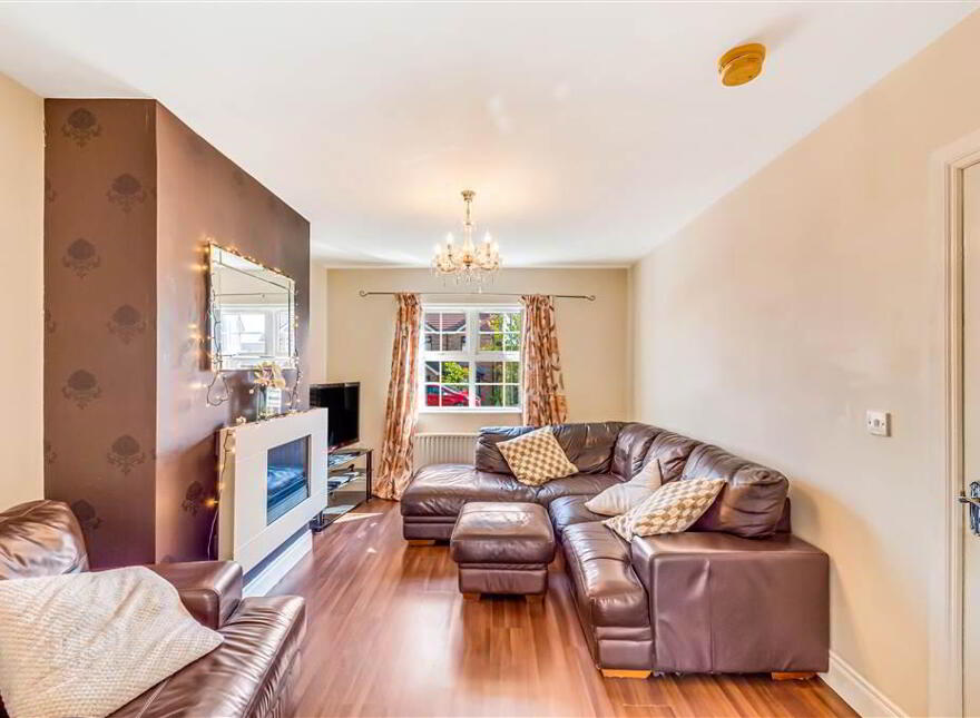 10 Mount Eagles Link, Stewartstown Road, Belfast, BT17 0FY