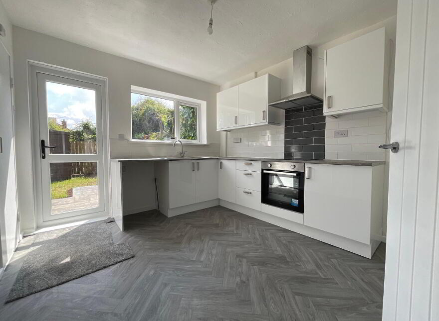 38 Highland Parade, Belfast, BT13 3RB