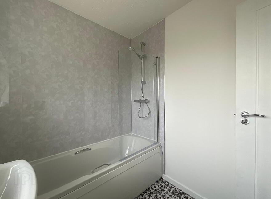 38 Highland Parade, Belfast, BT13 3RB