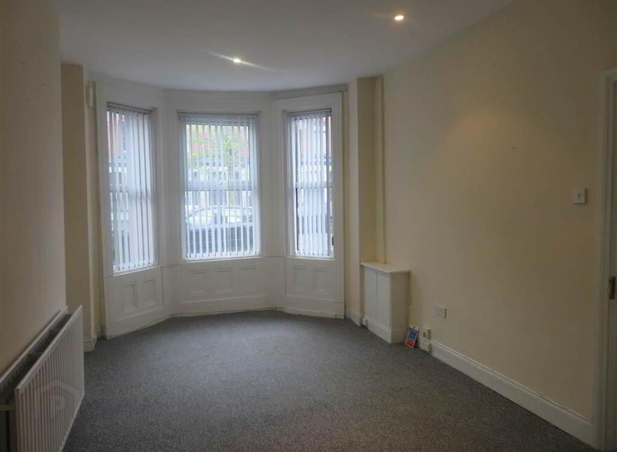 114 University Street, Belfast, BT7 1HH