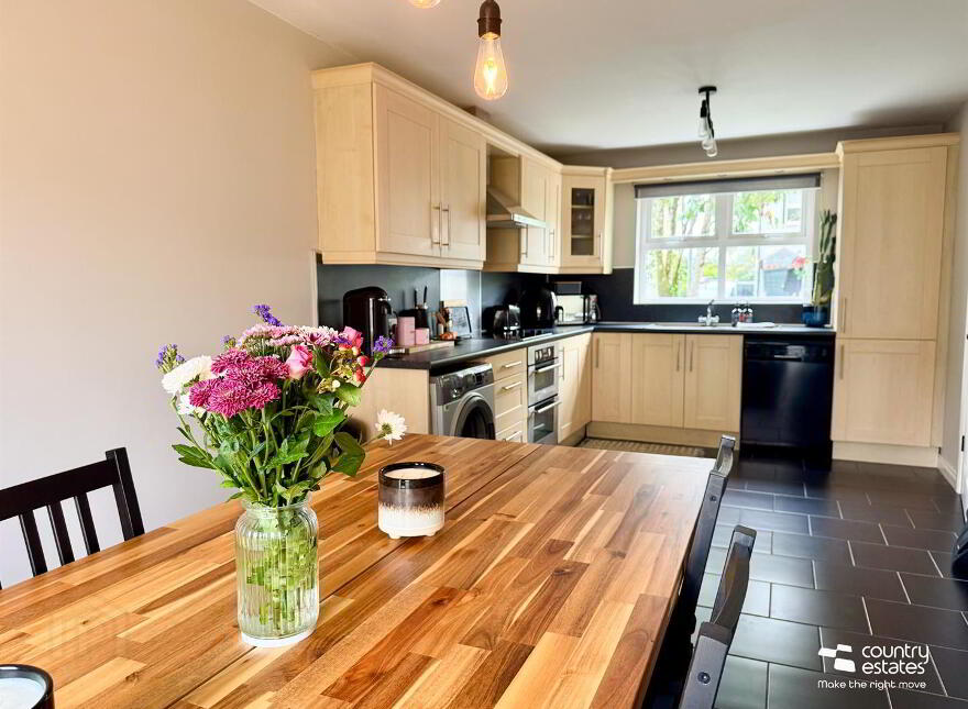 50 Huntingdale Green, Ballyclare, BT39 9FL