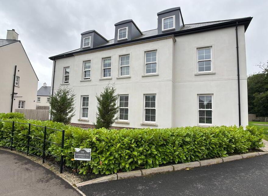 Apt 1 24 Foxwood Hall, Lurgan, BT66 7XS photo
