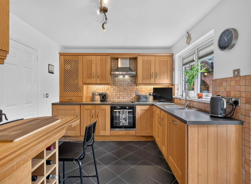 137 Oakhurst Avenue, Belfast, BT10 0PD