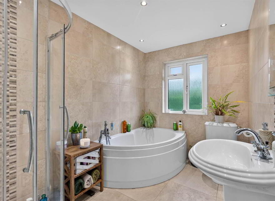 137 Oakhurst Avenue, Belfast, BT10 0PD