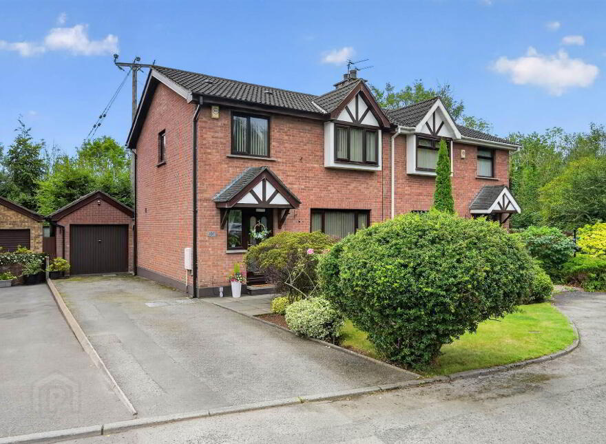 137 Oakhurst Avenue, Belfast, BT10 0PD