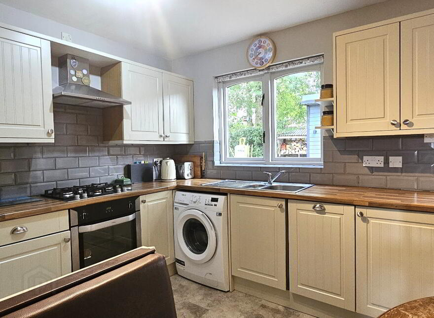 16 Burnside Park, Burnside, Ballyclare, BT39 0RR