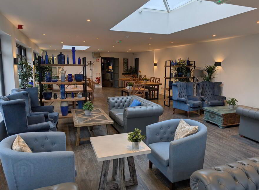 The Bridge Bar & Restaurant, Main Street, Ballyconnell, H14AD72