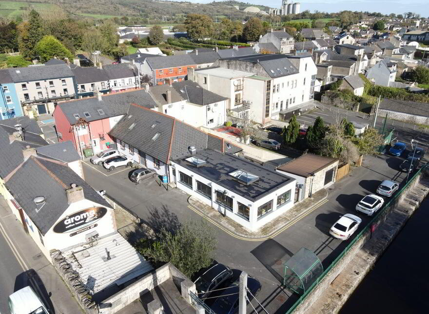 The Bridge Bar & Restaurant, Main Street, Ballyconnell, H14AD72