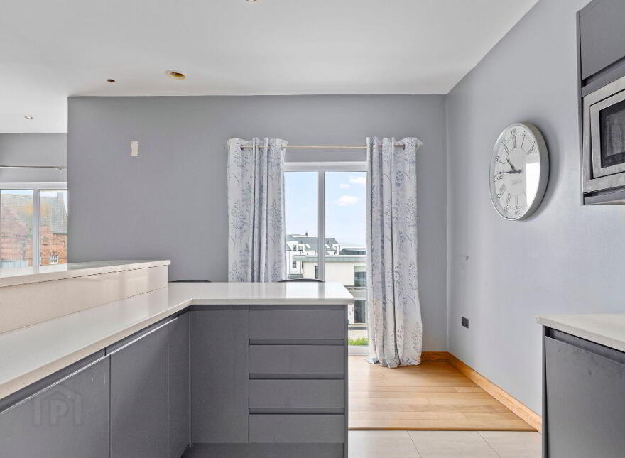 22 Peninsula Apartments, Eglinton Street, Portrush, BT56 8DX