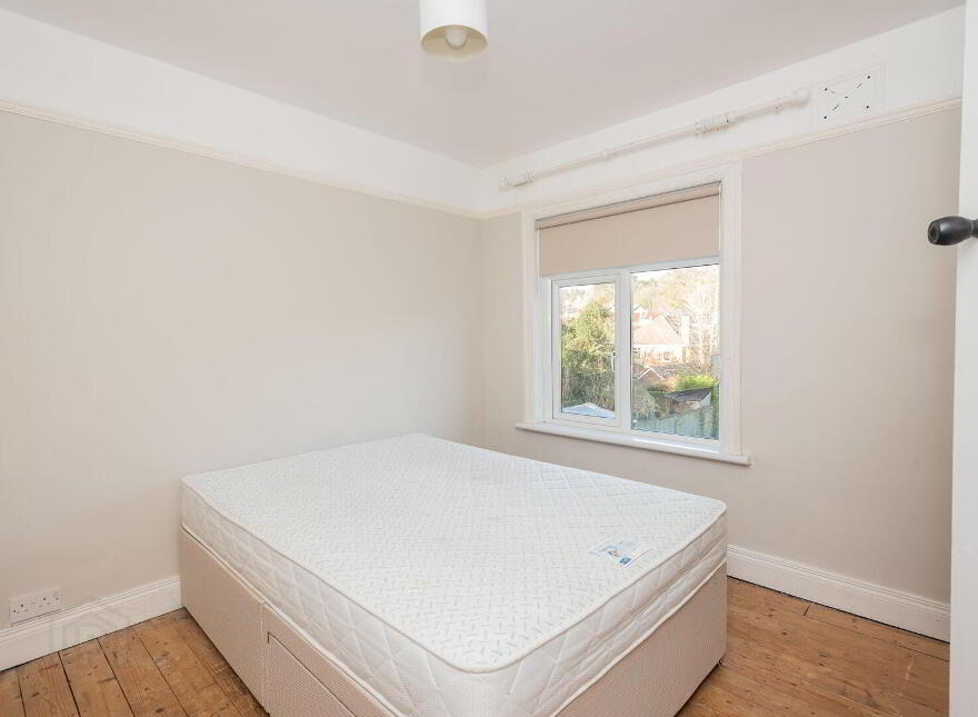 25 Belvedere Park, Belfast, BT9 5GS