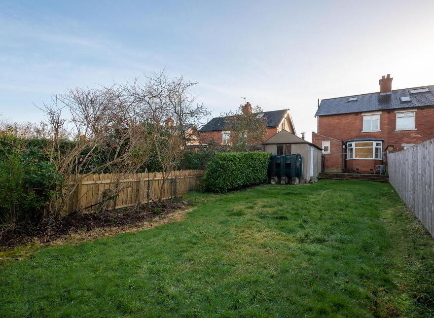 25 Belvedere Park, Belfast, BT9 5GS