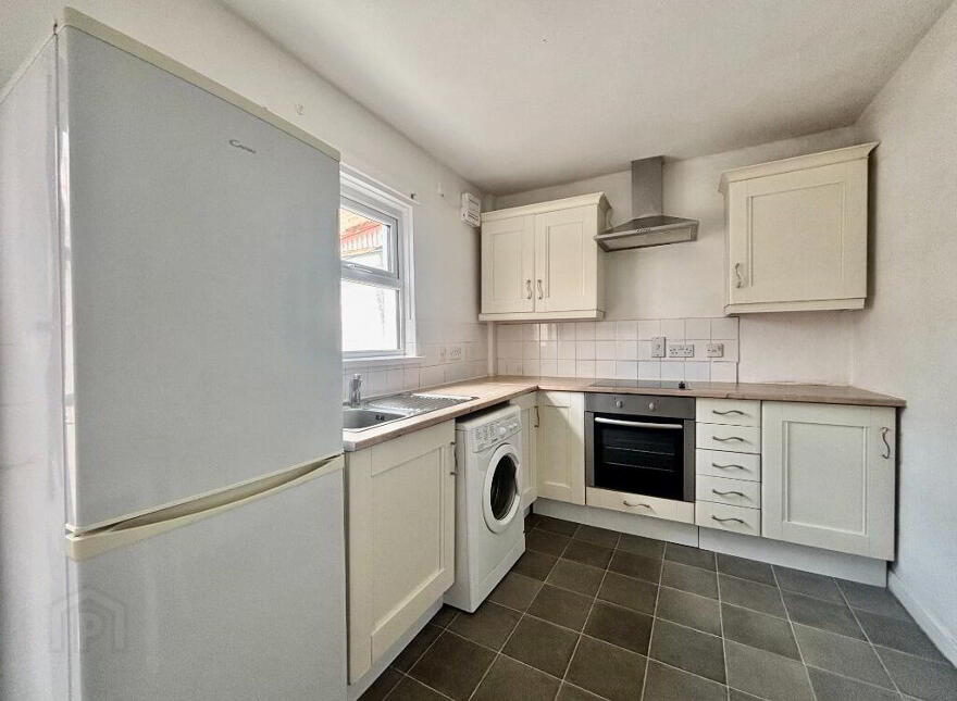 89 Great Northern Street, Belfast, BT9 7FL