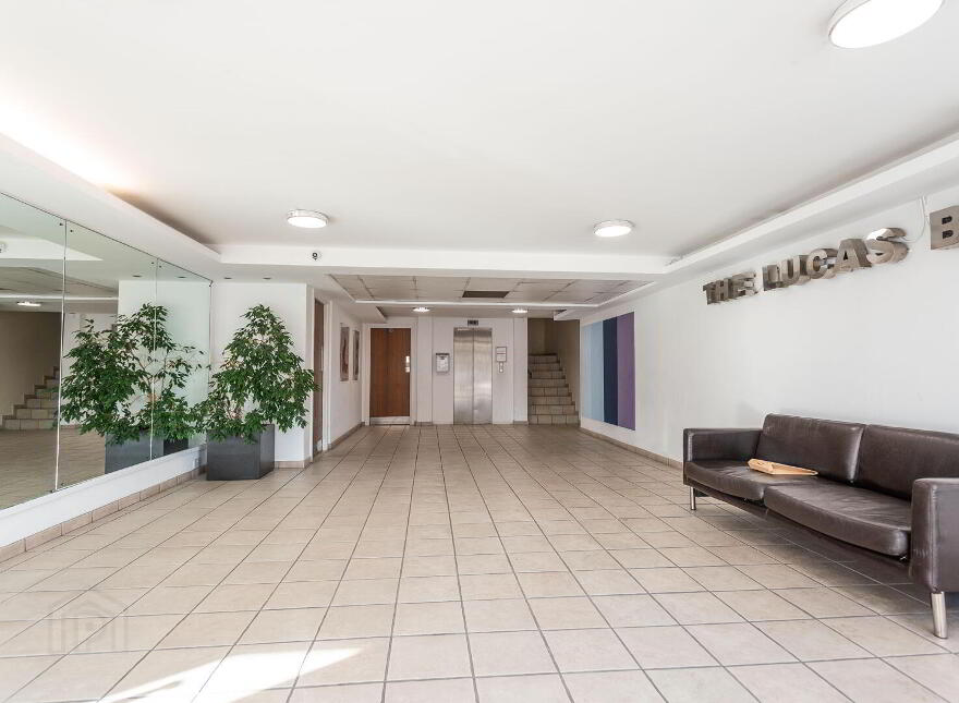 203 Lucas Building, Ormeau Avenue, Belfast, BT2 8HB