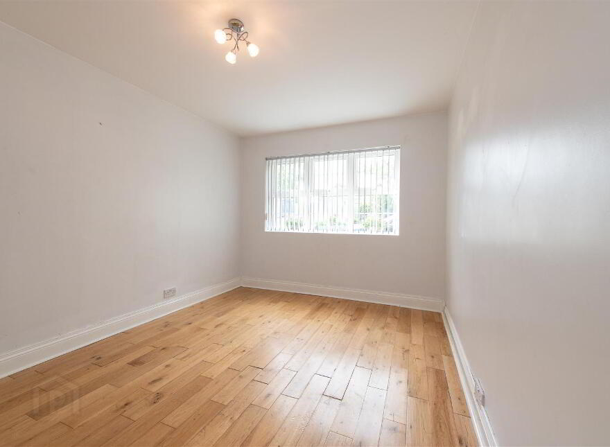 76 Commons Road, Ballykinler, Downpatrick, BT30 8DG