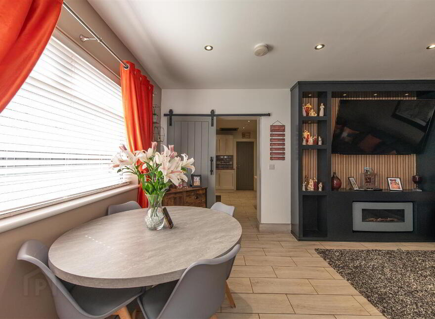 76 Commons Road, Ballykinler, Downpatrick, BT30 8DG