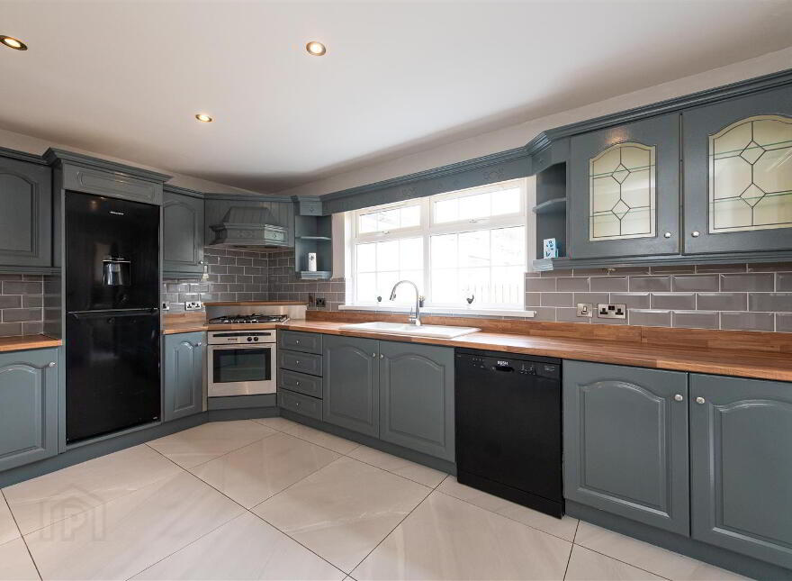 76 Commons Road, Ballykinler, Downpatrick, BT30 8DG