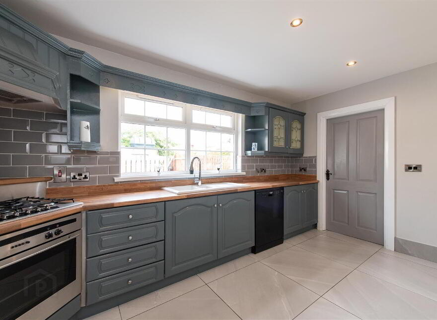 76 Commons Road, Ballykinler, Downpatrick, BT30 8DG