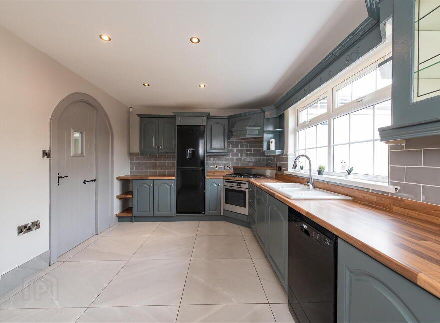 76 Commons Road, Ballykinler, Downpatrick, BT30 8DG