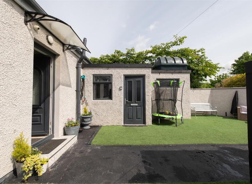 76 Commons Road, Ballykinler, Downpatrick, BT30 8DG