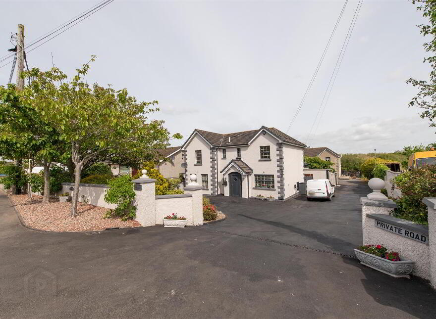 76 Commons Road, Ballykinler, Downpatrick, BT30 8DG