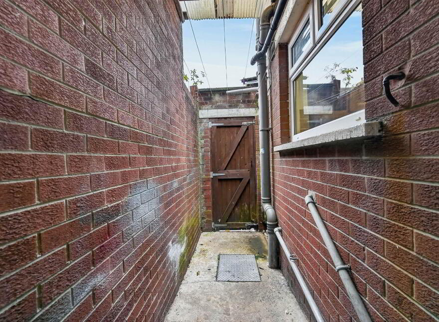 47 Rosebery Road, Belfast, BT6 8JA