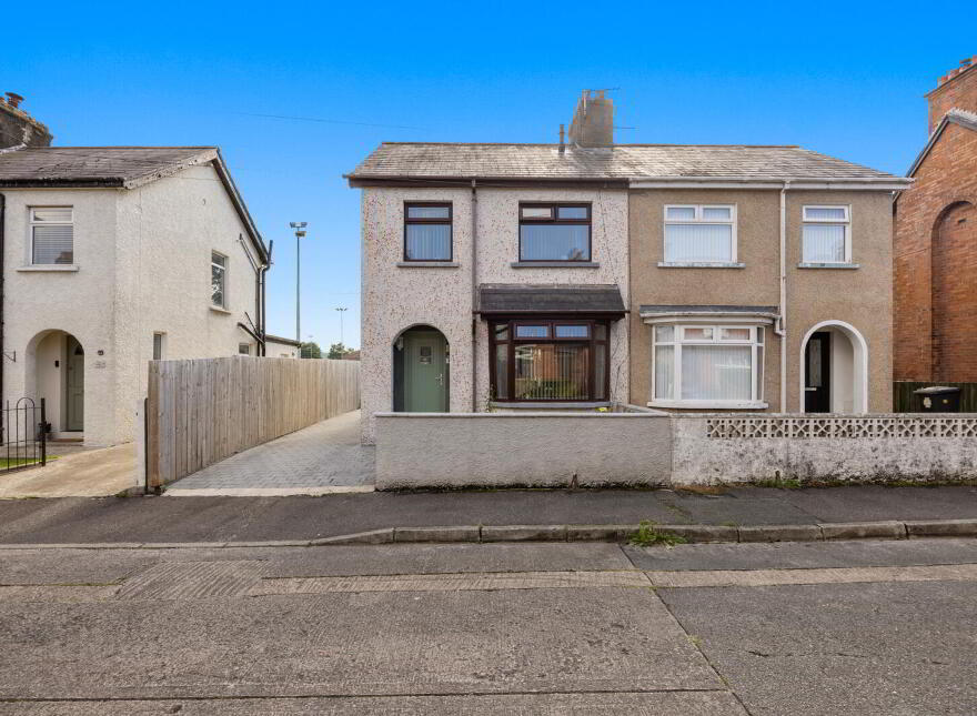 31 Loopland Gardens, Belfast, BT6 9EB