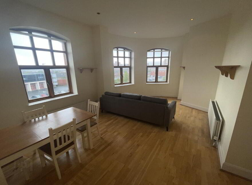403 The Lucas Building, Ormeau Avenue, Belfast, BT2 8HB