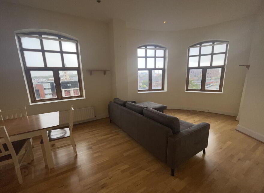403 The Lucas Building, Ormeau Avenue, Belfast, BT2 8HB