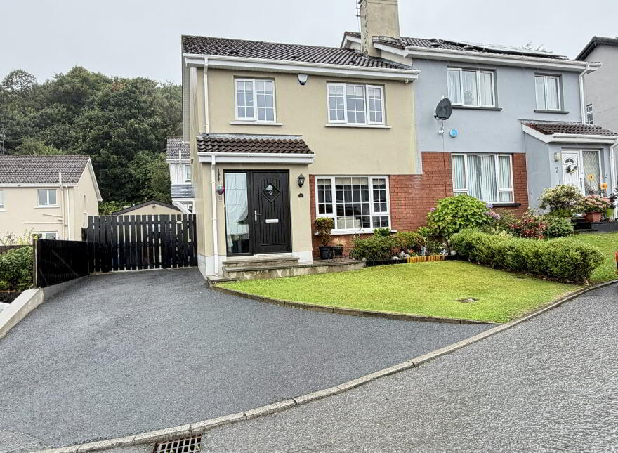8 Wood Hill, Newry, BT35 8DP