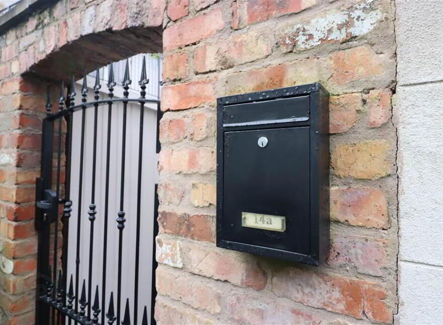 14A Park Street, Hillsborough, BT26 6AL