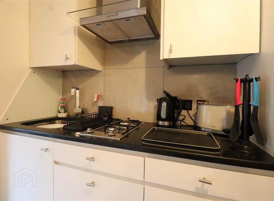 14A Park Street, Hillsborough, BT26 6AL