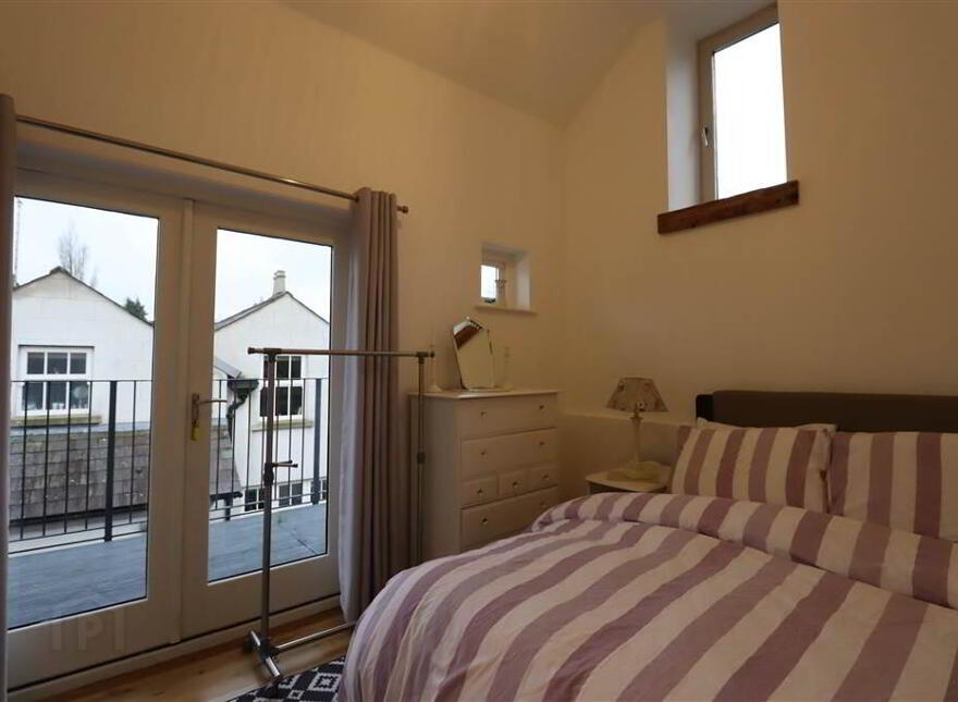 14A Park Street, Hillsborough, BT26 6AL