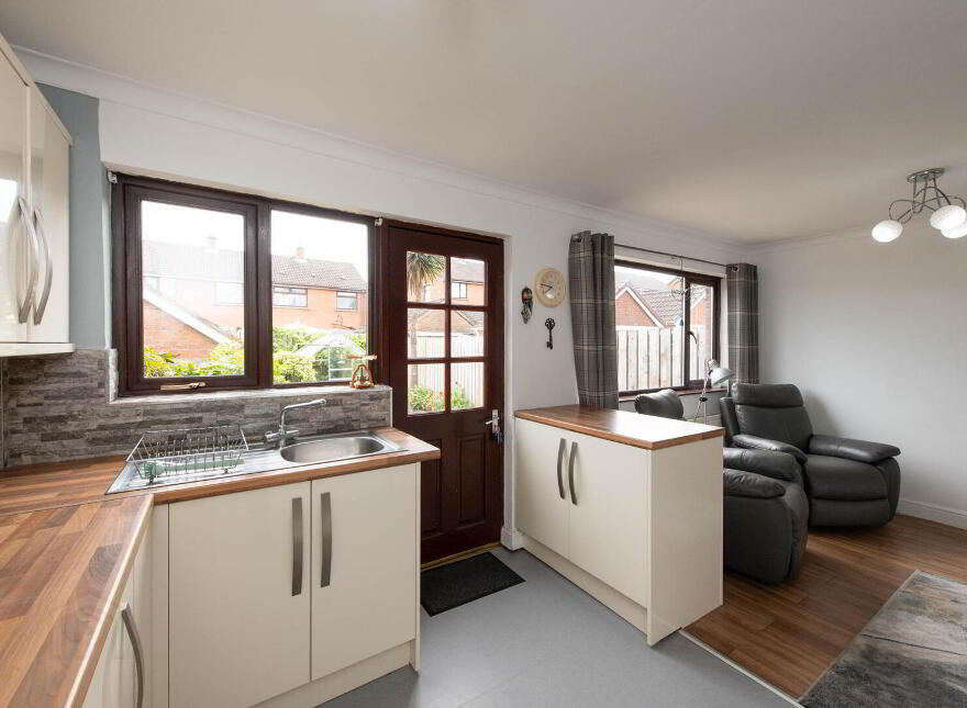 21 Fairview Crescent, Newtownabbey, BT36 6QA