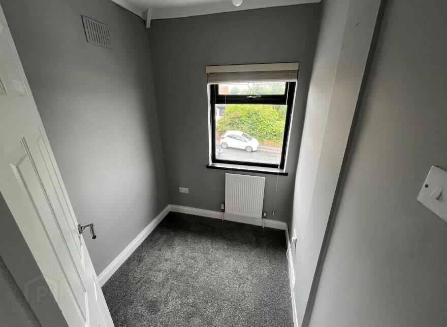 16 Andersonstown Park, Belfast, BT11 8FF