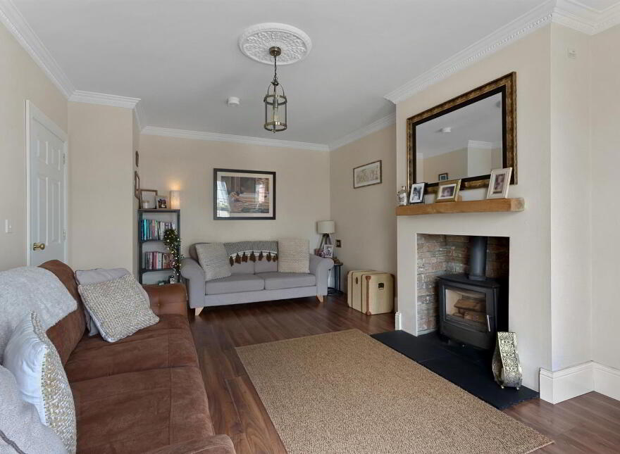8 Demesne Hollow, Downpatrick, BT30 6WF