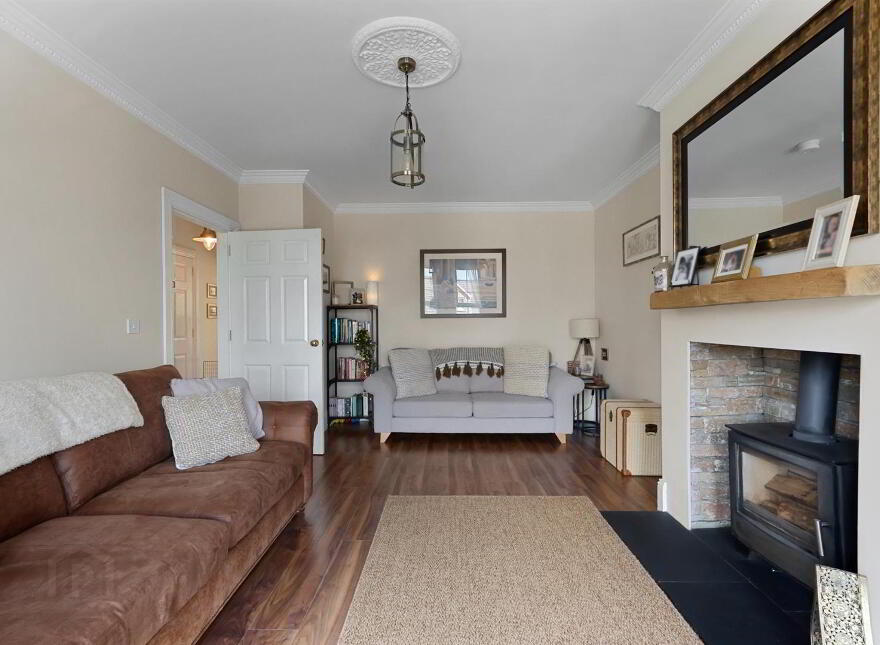 8 Demesne Hollow, Downpatrick, BT30 6WF