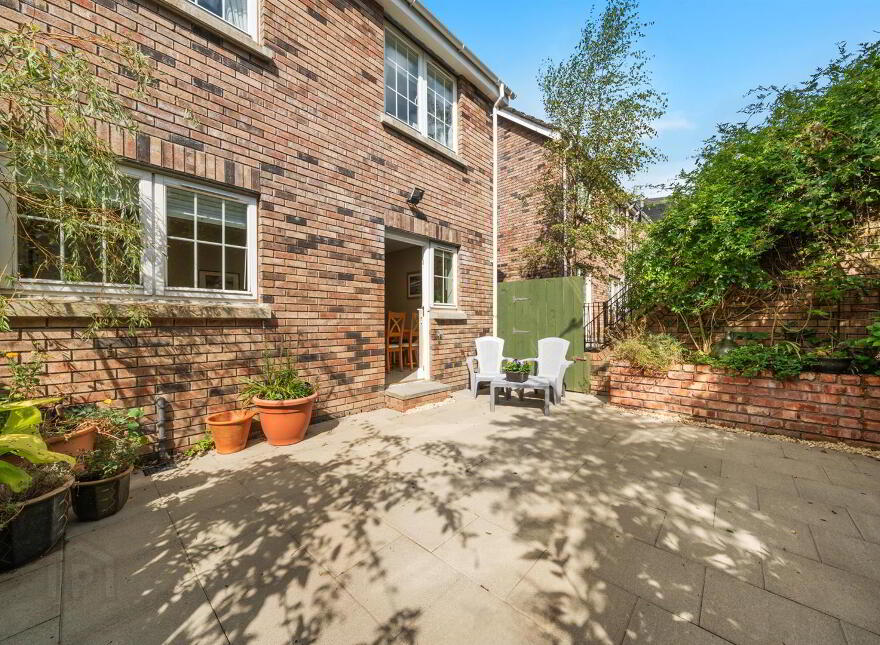 8 Demesne Hollow, Downpatrick, BT30 6WF
