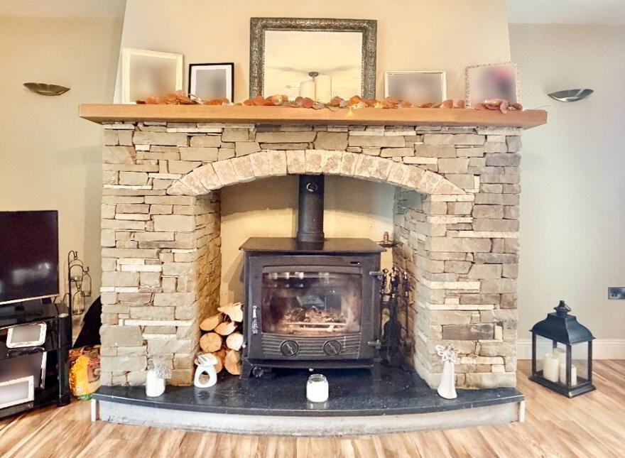 Knockduff Upper, Meelin, Newmarket, P51H6F6