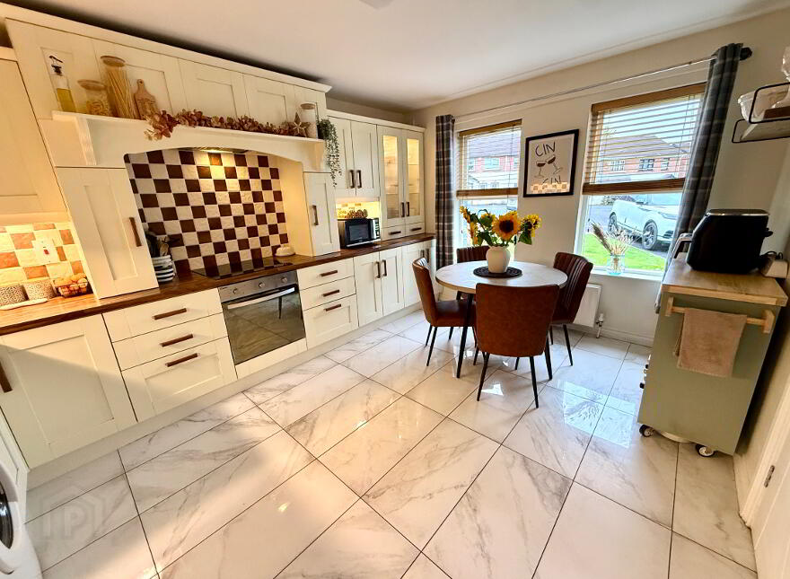 8 Oranmore Park, Derry, BT48 0JP