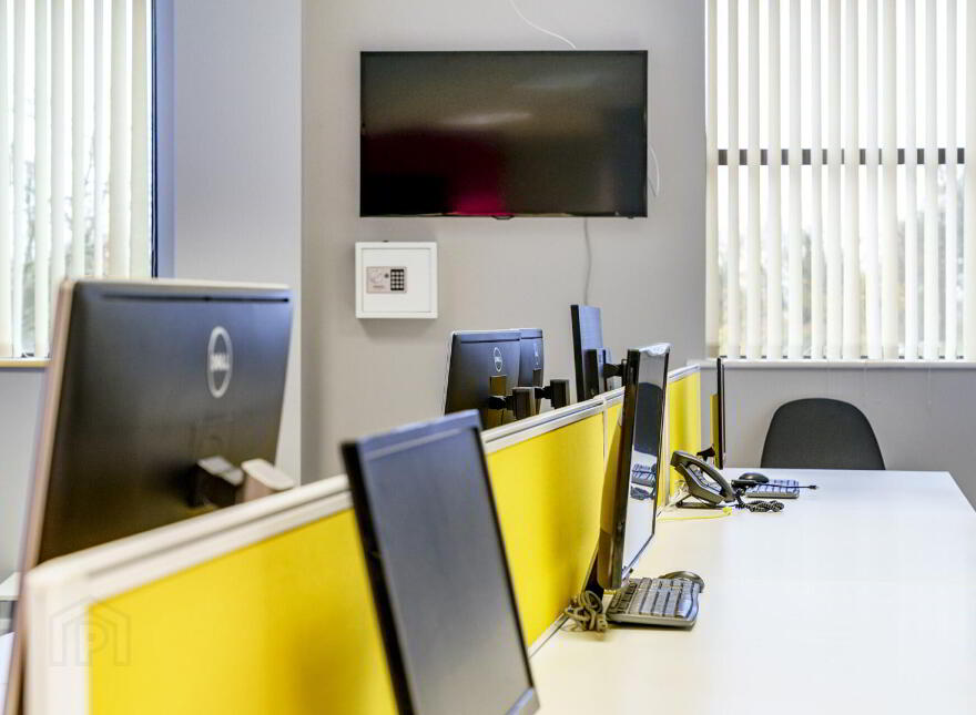 2 Garvey Studios, 2-14 Longstone Street, Lisburn, BT28 1TP