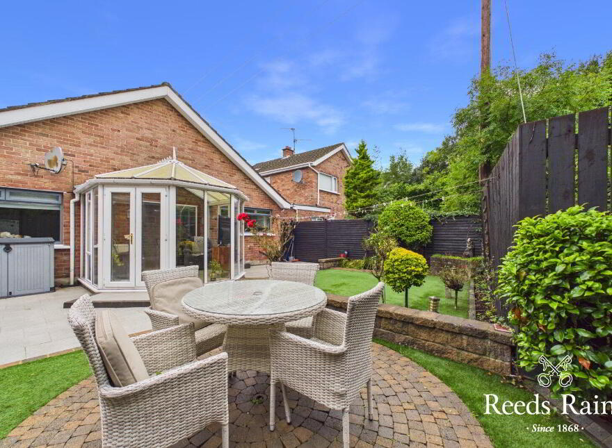 38 Parkland Avenue, Lisburn, BT28 3JP
