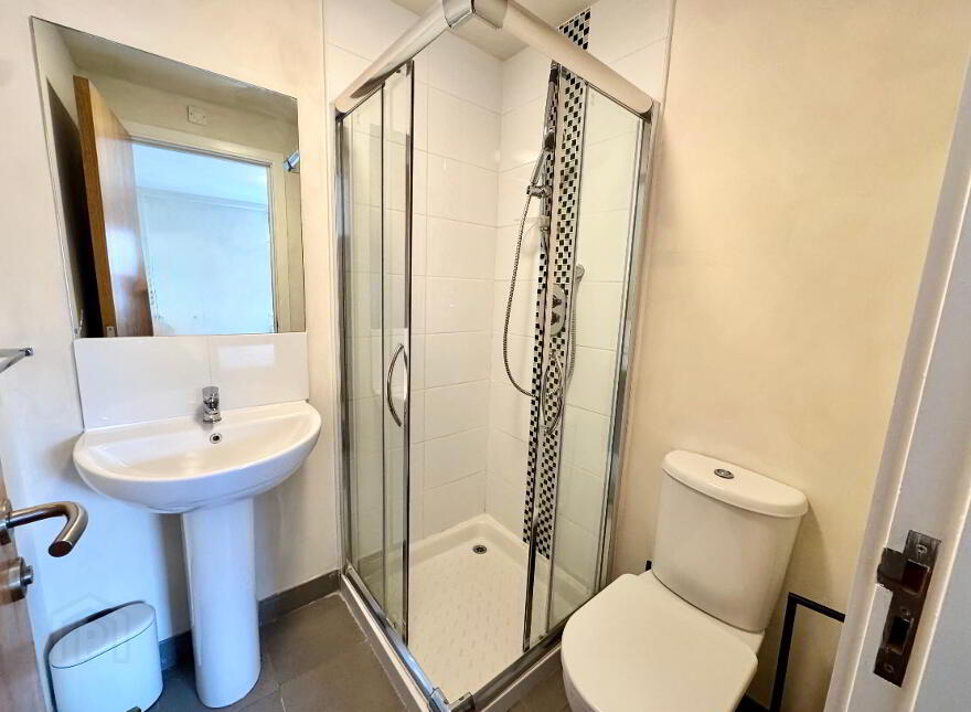 Apt 18 Victoria Place, 20 Wellwood Street, Belfast, BT12 5GF