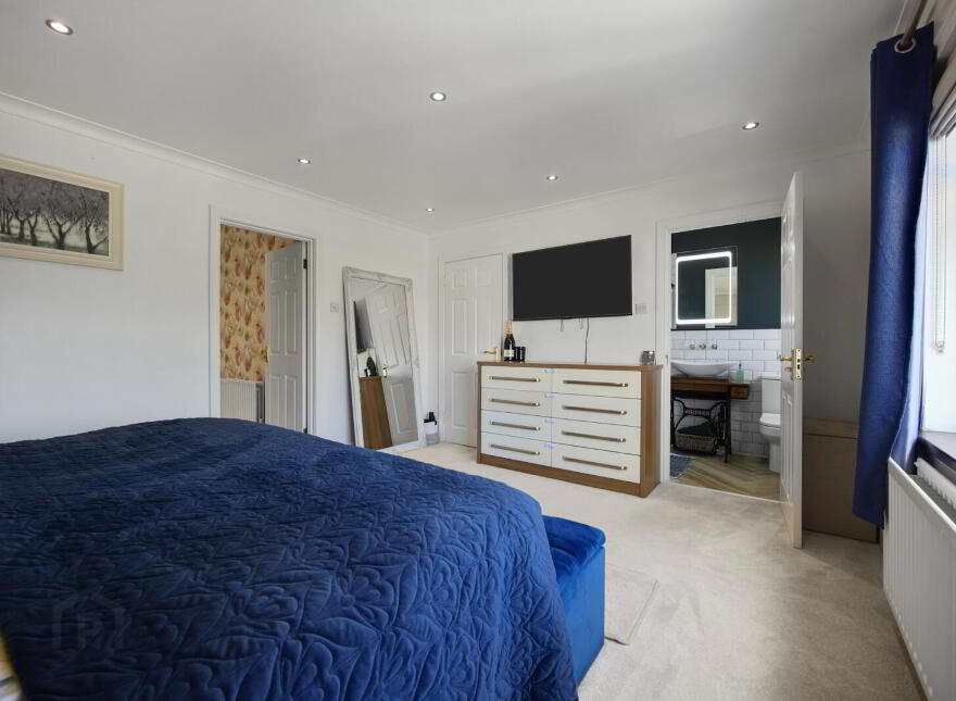 26 Bloomfield Road, Belfast, BT5 5LT