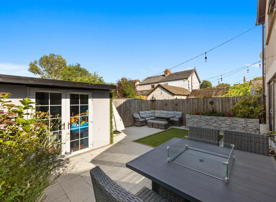 26 Bloomfield Road, Belfast, BT5 5LT