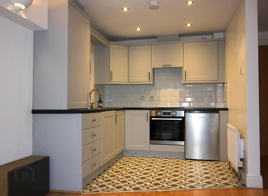 10 Lesley Plaza, Belfast, BT9 6JN