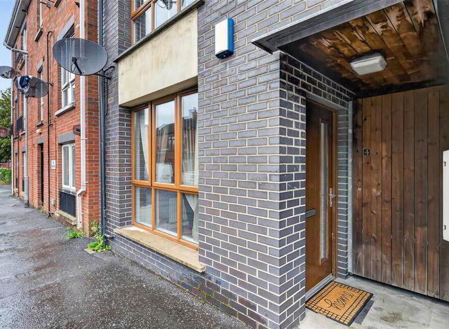 4 Grovefield Street, Off Woodstock Road, Belfast, BT6 8BA