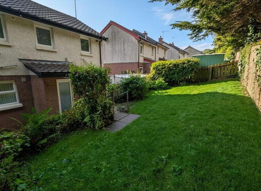 10 Windmill Crescent, Ballynahinch, BT24 8EZ