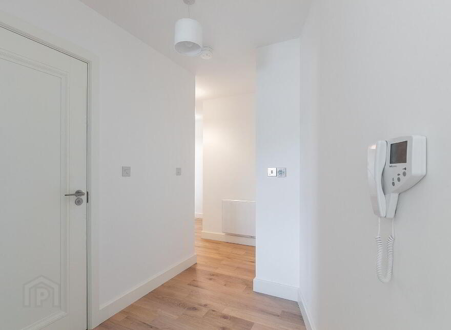 Apt 2, 537a Lisburn Road, Belfast, BT9 7GQ