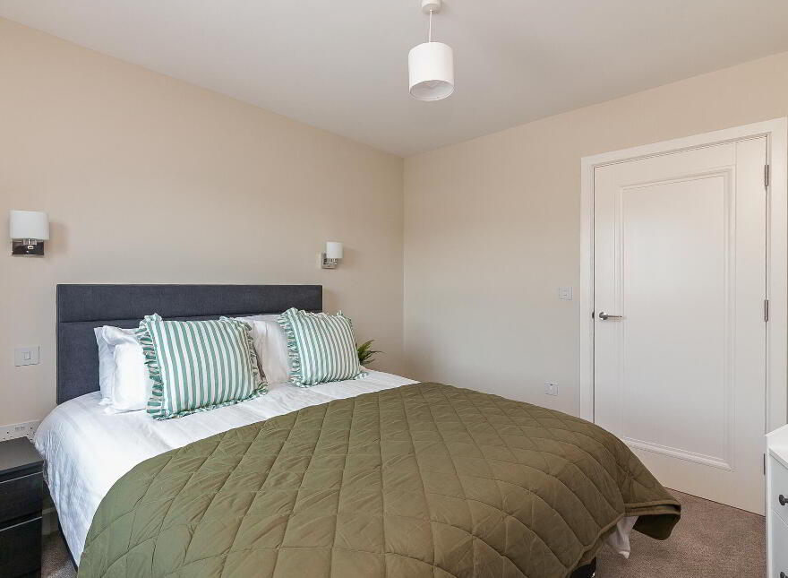 Apt 2, 537a Lisburn Road, Belfast, BT9 7GQ
